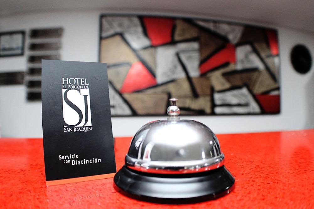 Hotel El Porton De San Joaquin Medellín Esterno foto