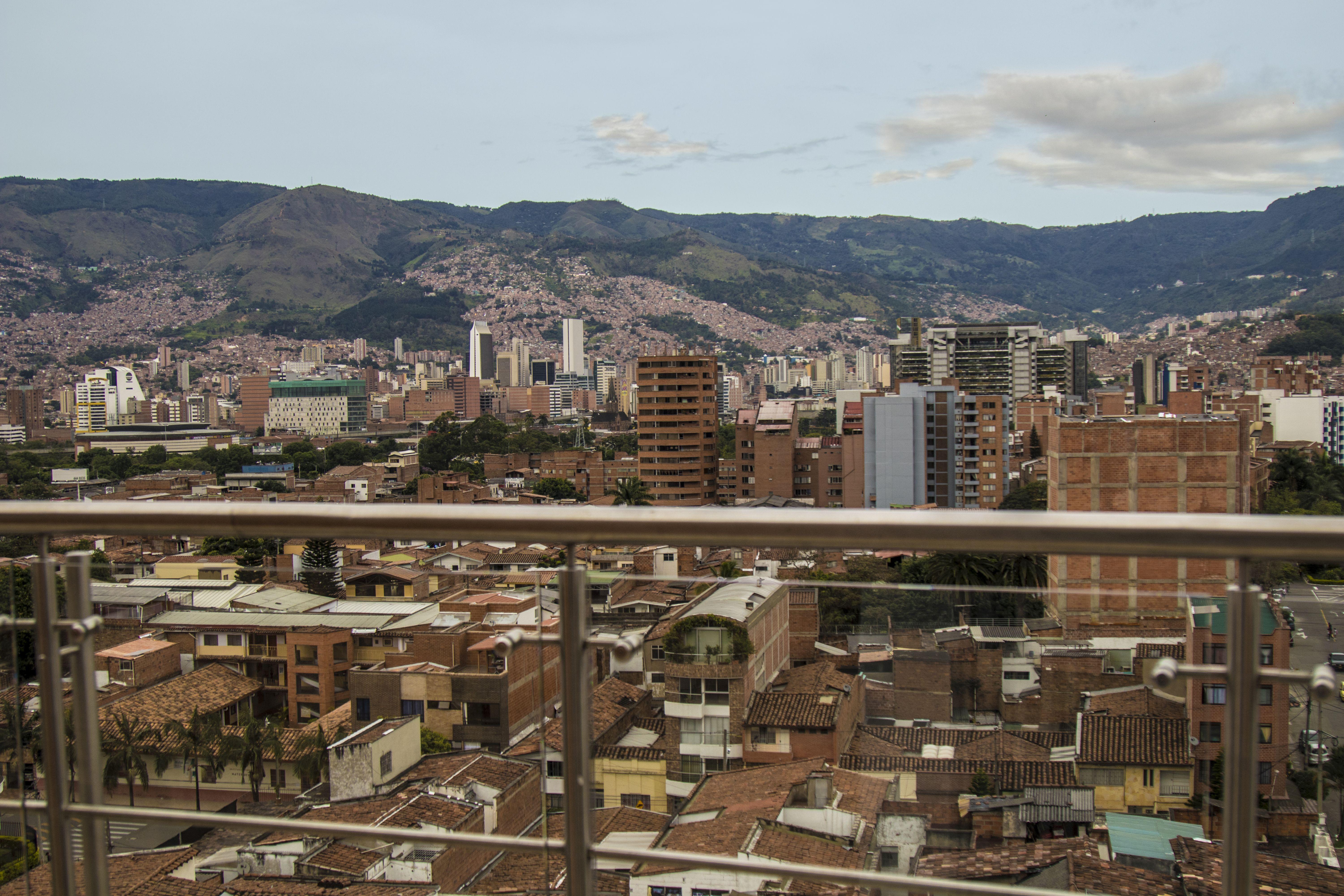 Hotel El Porton De San Joaquin Medellín Esterno foto