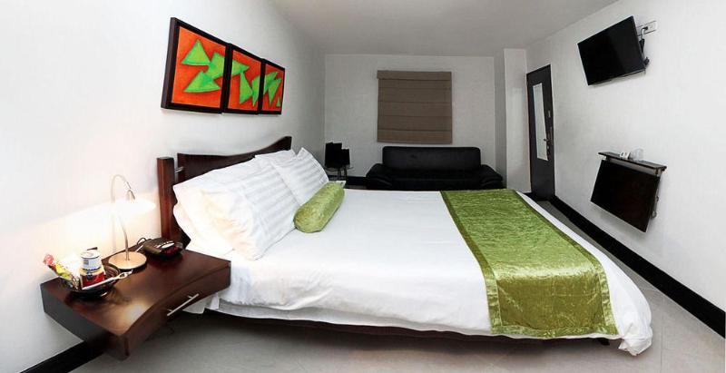Hotel El Porton De San Joaquin Medellín Esterno foto
